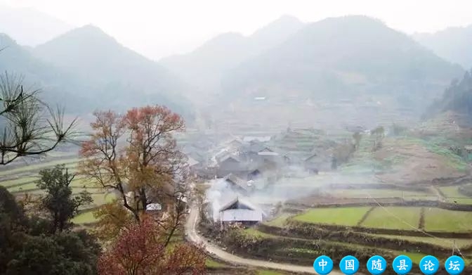 【美文美声】高城烟雨