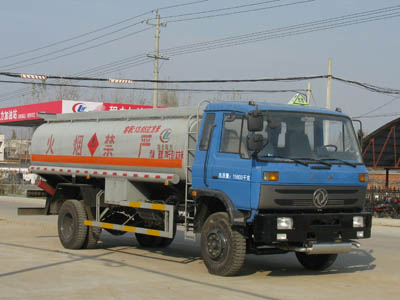 程力威牌CLW5161GYYT3型运油车