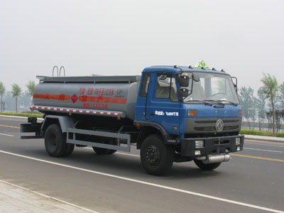 程力威牌CLW5160GYYT3型运油车