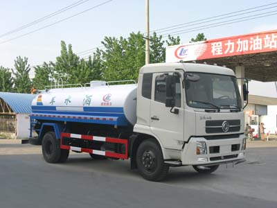 东风天锦型洒水车